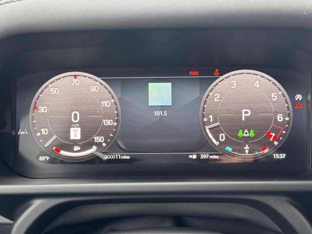 New 2026 Land Rover Defender 110 S AWD/4WD image 25