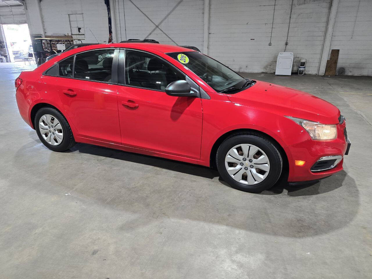 Used 2016 Chevrolet Cruze LS FWD image 18