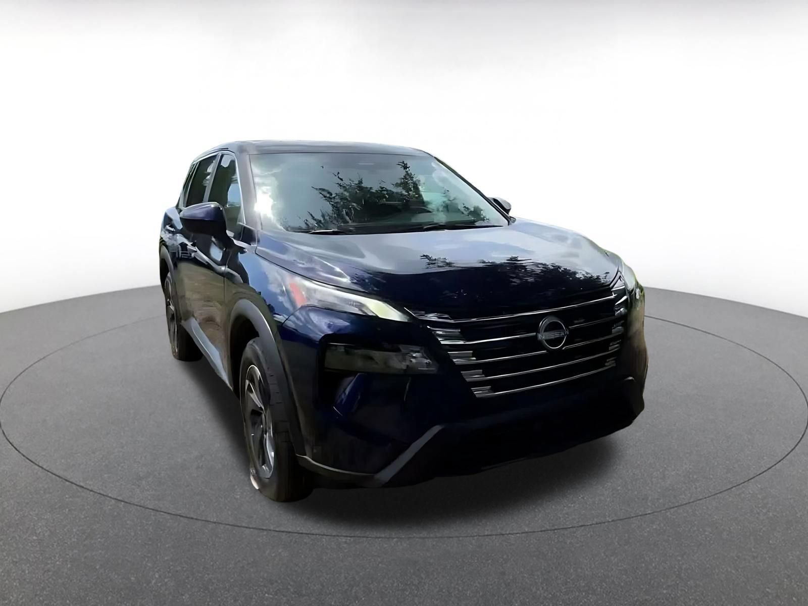 Used 2025 Nissan Rogue SV FWD image 3