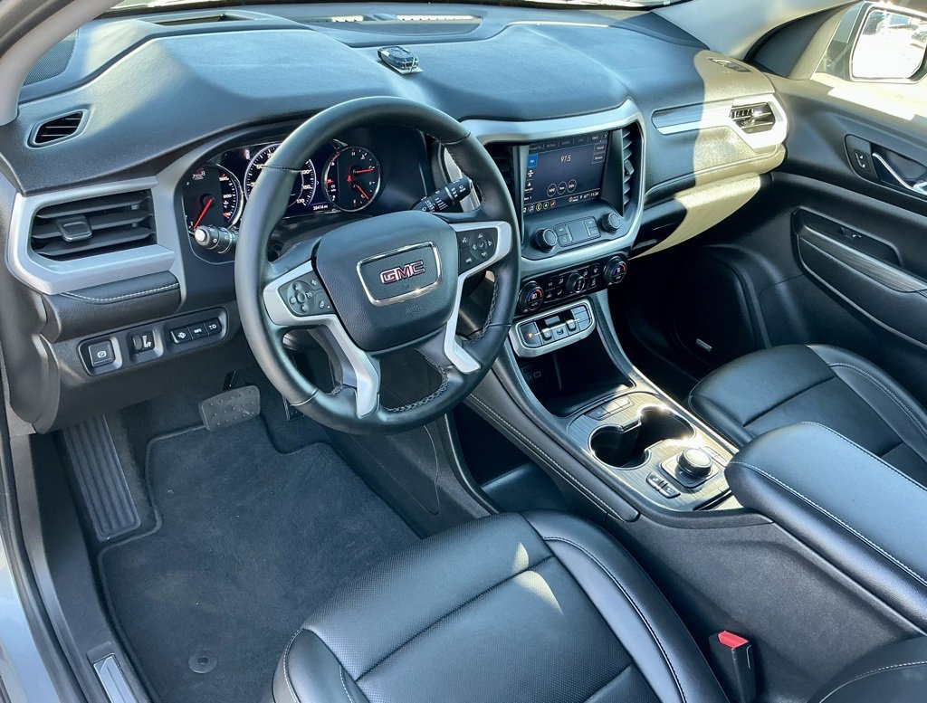 Used 2023 GMC Acadia SLT w/ Technology Package image 36