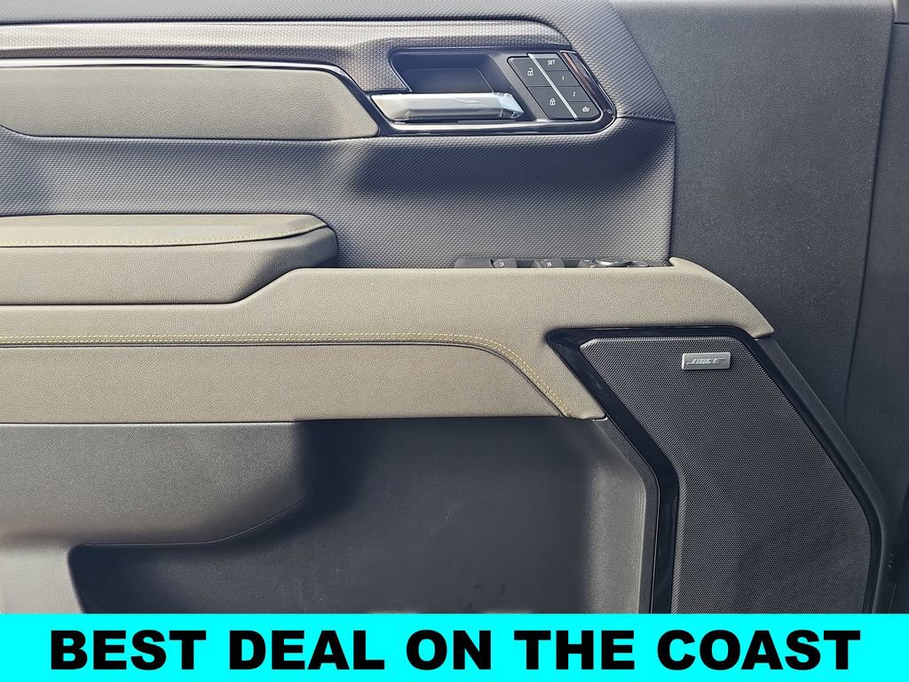 New 2026 Chevrolet Silverado 1500 ZR2 w/ Dark Appearance Package image 27