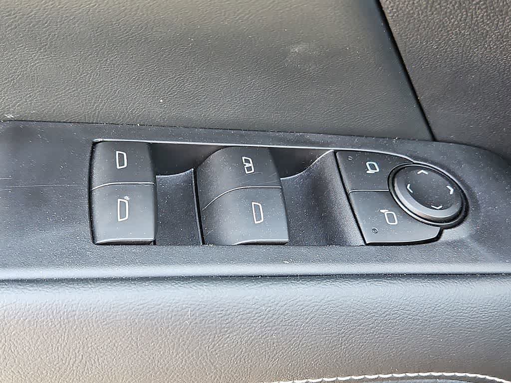 Used 2026 GMC Terrain Elevation image 26
