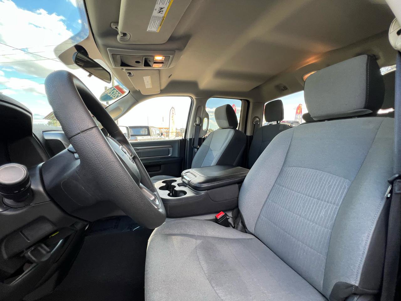 Used 2024 RAM 1500 Classic SLT AWD/4WD image 13