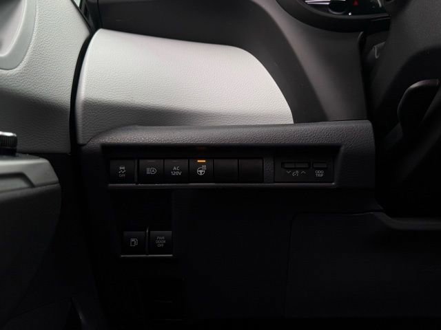 Used 2021 Toyota Sienna XSE image 30