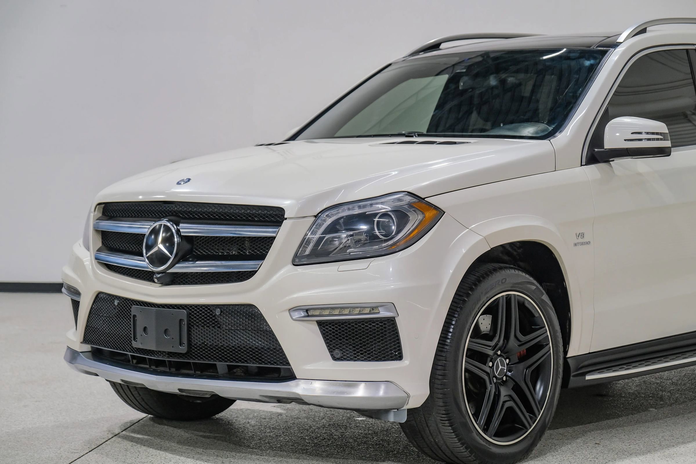 Used 2016 Mercedes-Benz GL 63 AMG 4MATIC image 10