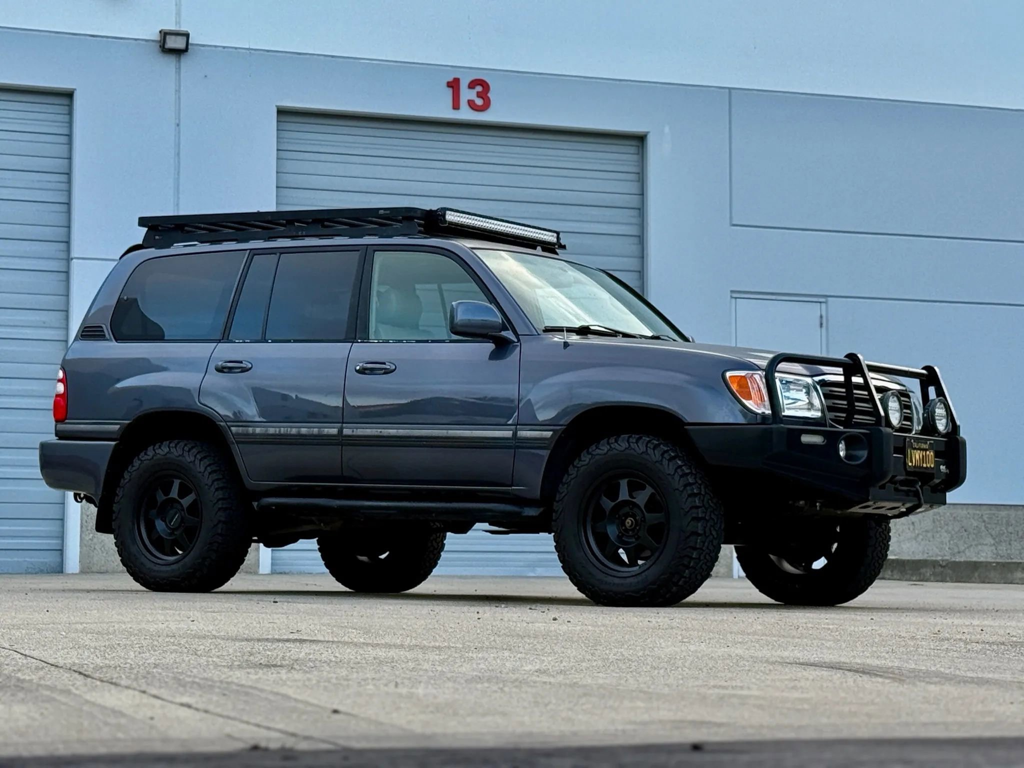 Used 2004 Toyota Land Cruiser image 37