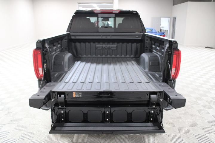 New 2026 GMC Sierra 1500 SLT w/ SLT Premium Plus Package AWD/4WD image 15