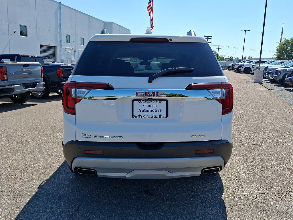 Used 2023 GMC Acadia SLT AWD/4WD image 8