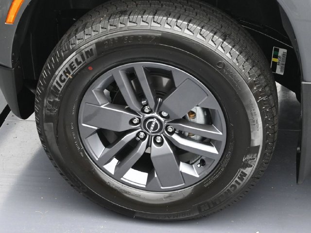 New 2026 Nissan Frontier SV w/ Tow Package AWD/4WD image 7