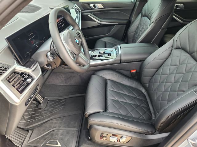 Used 2026 BMW X7 xDrive40i w/ M Sport Package image 13