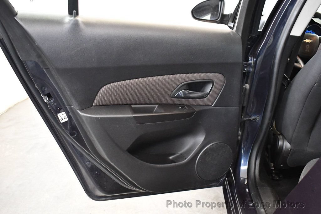 Used 2016 Chevrolet Cruze LT FWD image 20