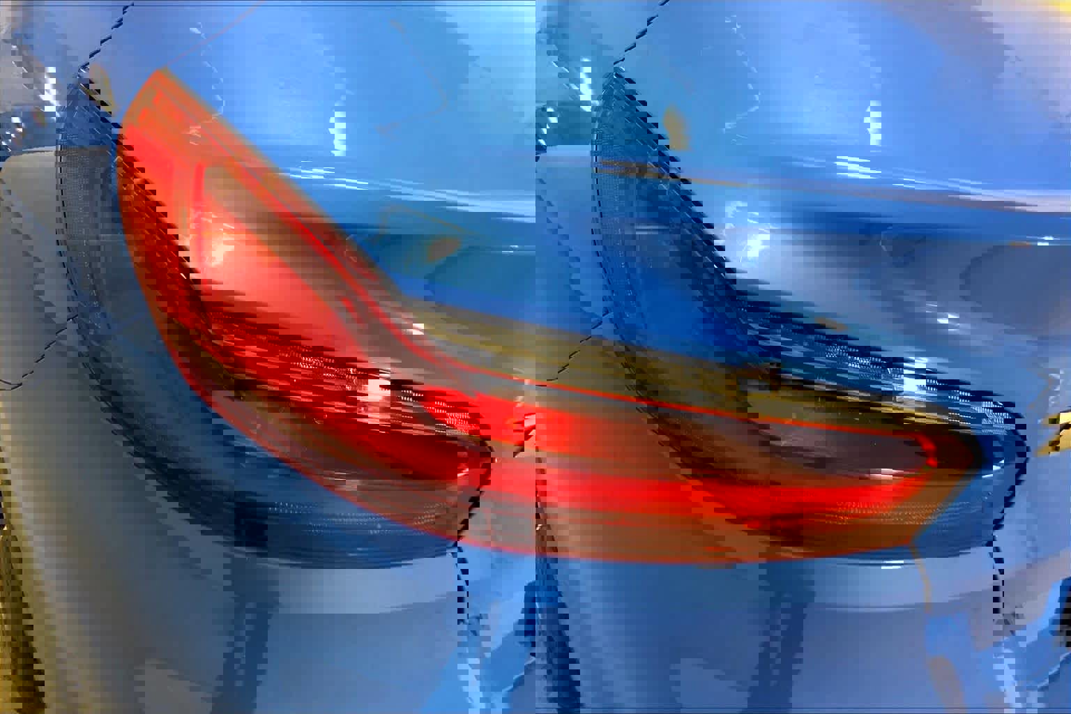 Used 2020 BMW Z4 M40i w/ Premium Package image 28