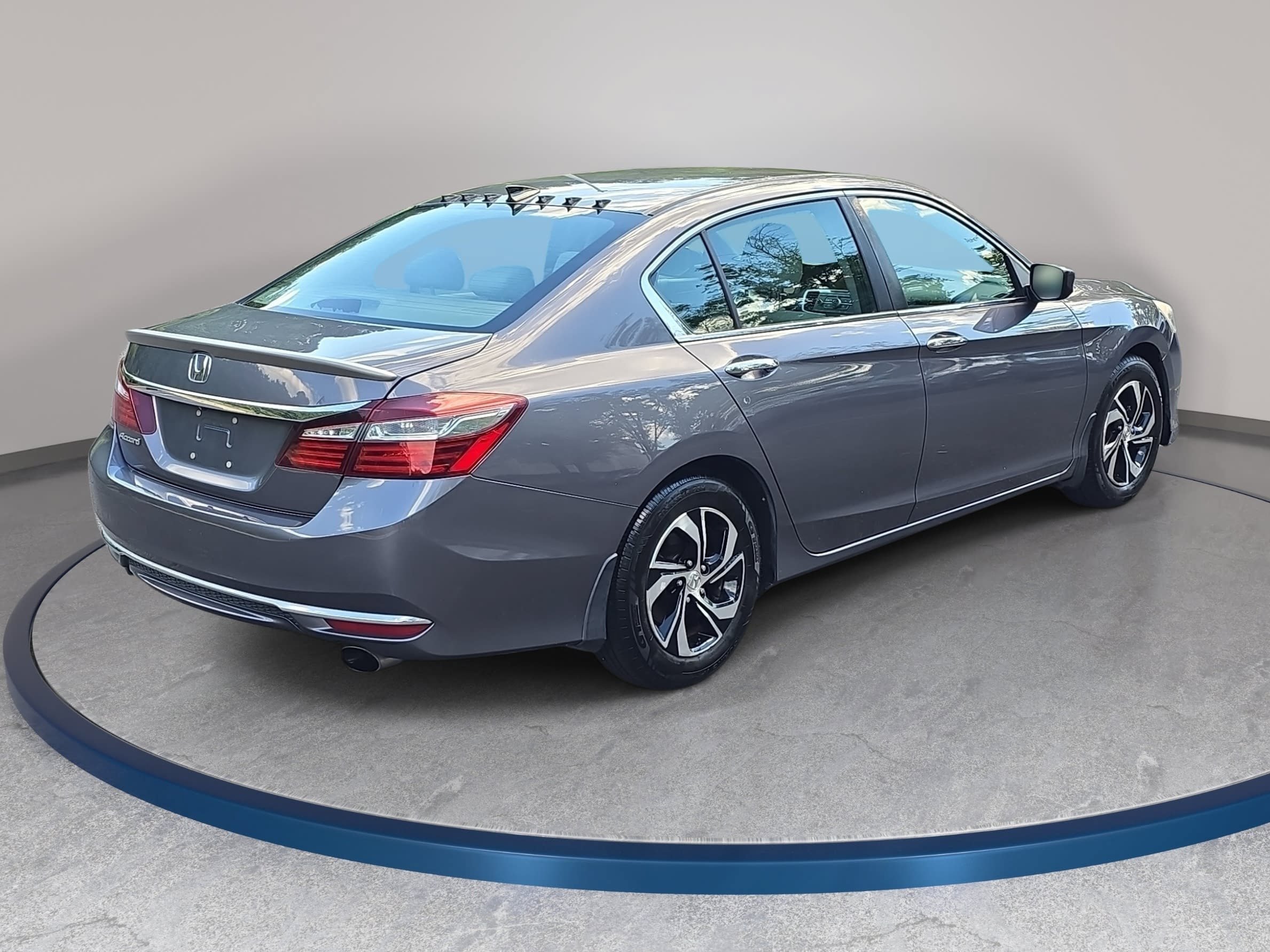 Used 2016 Honda Accord LX image 5