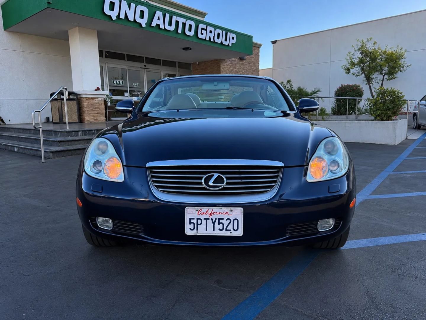 Used 2005 Lexus SC 430 Convertible w/ Preferred Accessory Pkg RWD image 3