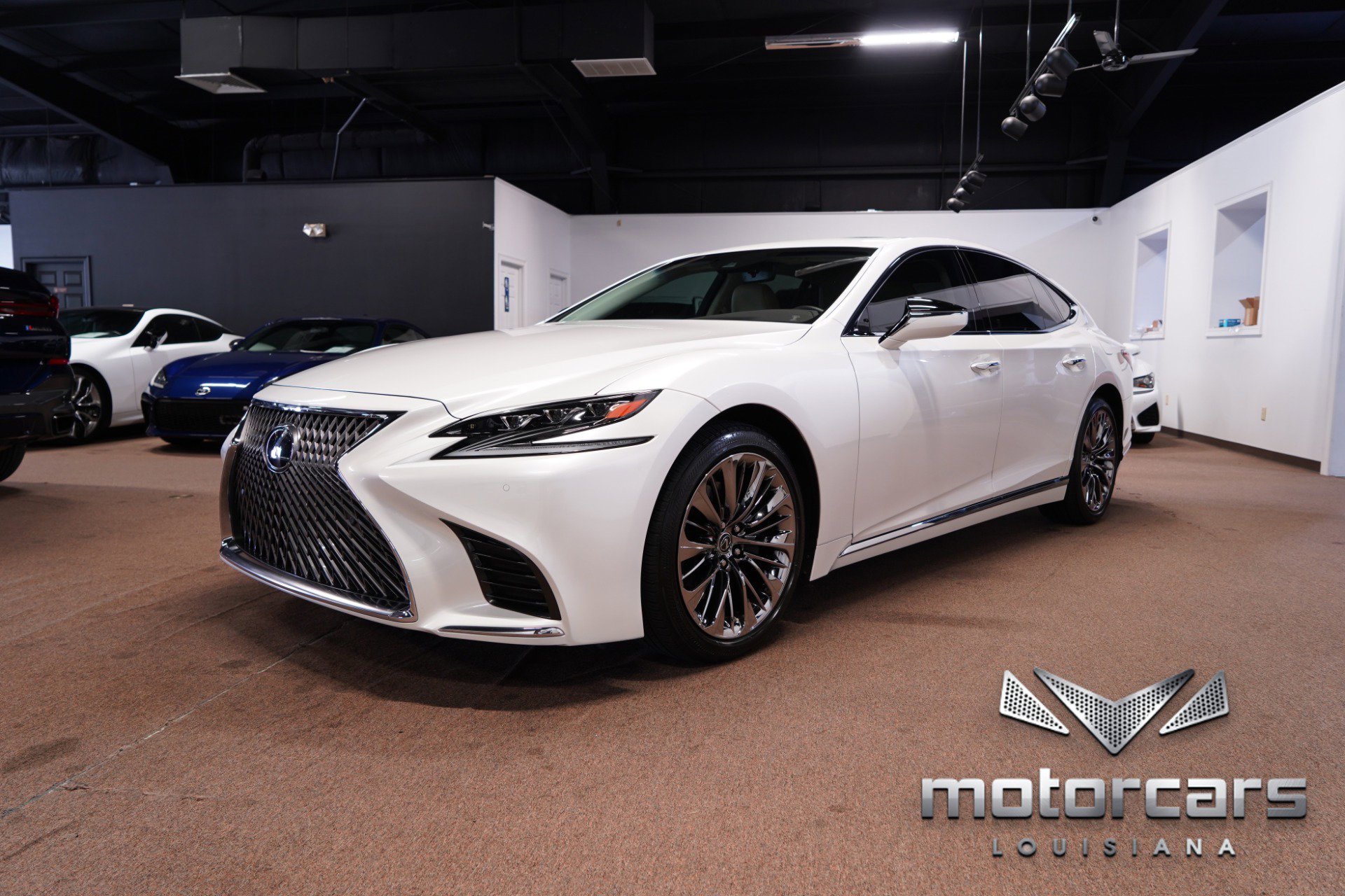 Used 2020 Lexus LS 500 w/ Accessory Package (Z2) RWD image 3