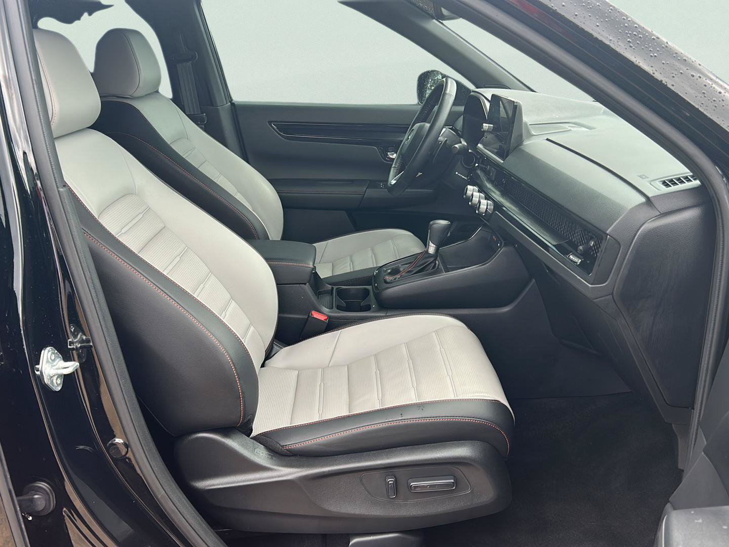 Used 2026 Honda CR-V Sport Touring image 25