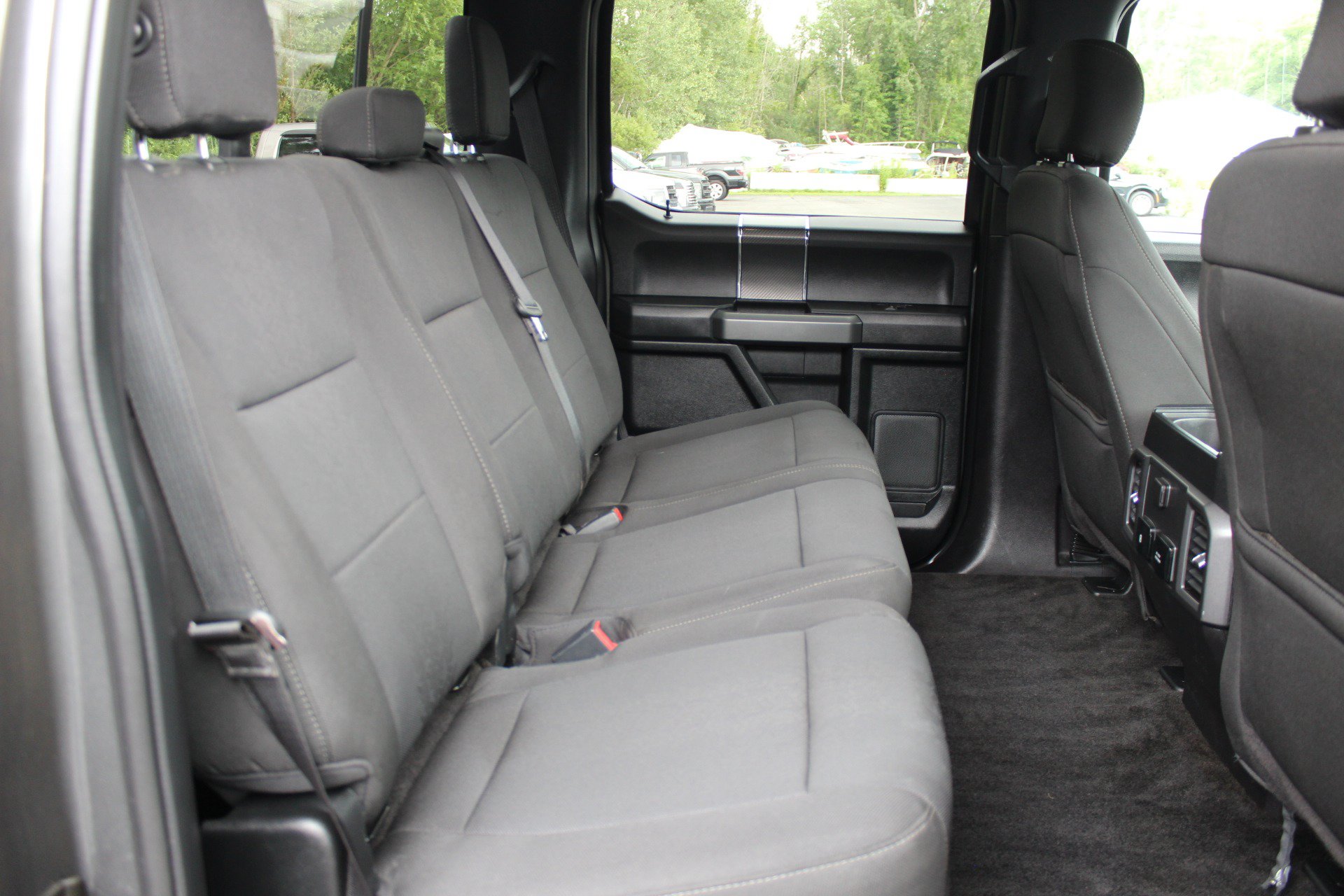 Used 2018 Ford F150 XLT w/ Equipment Group 302A Luxury AWD/4WD image 39