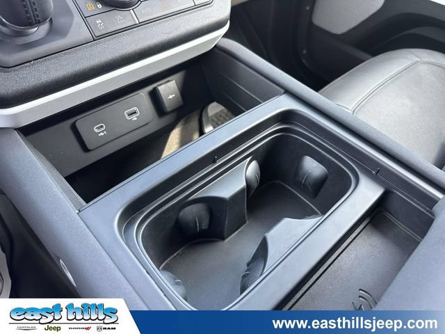 Used 2023 Land Rover Defender 130 SE AWD/4WD image 41