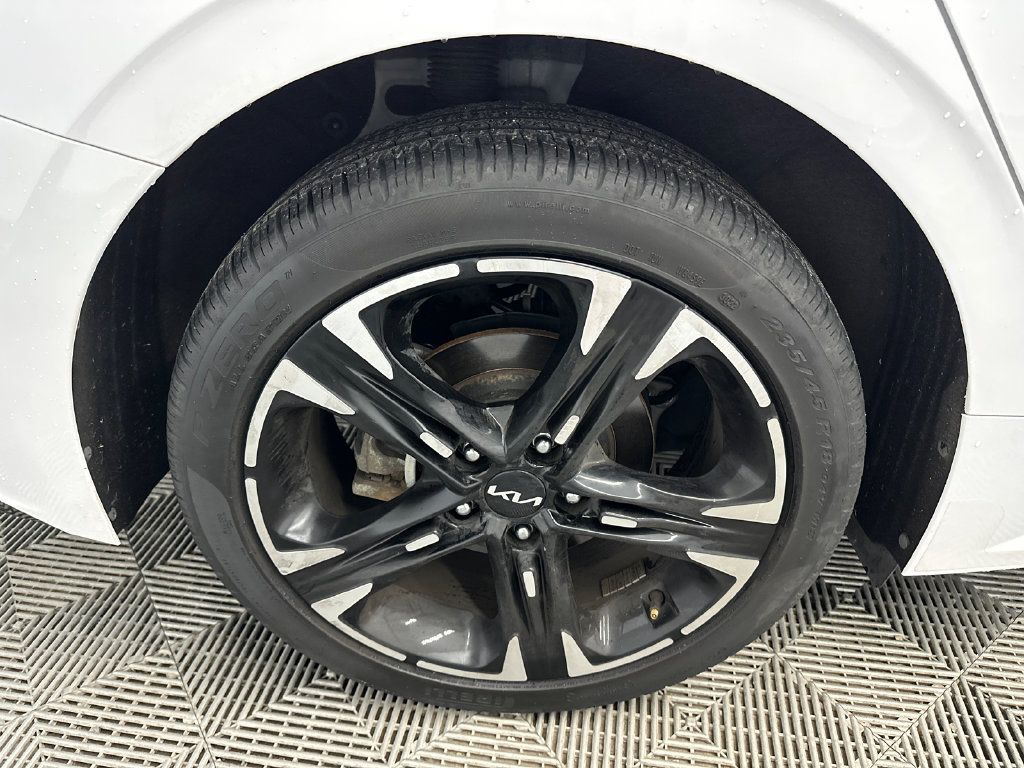 Used 2023 Kia K5 GT-Line w/ GT-Line Premium Package FWD image 18