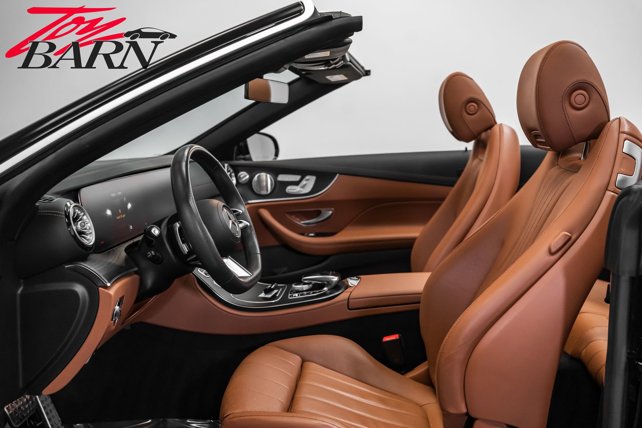 Used 2023 Mercedes-Benz E 450 4MATIC Cabriolet image 33