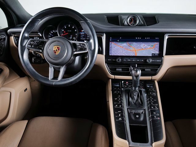 Certified 2021 Porsche Macan AWD/4WD image 14
