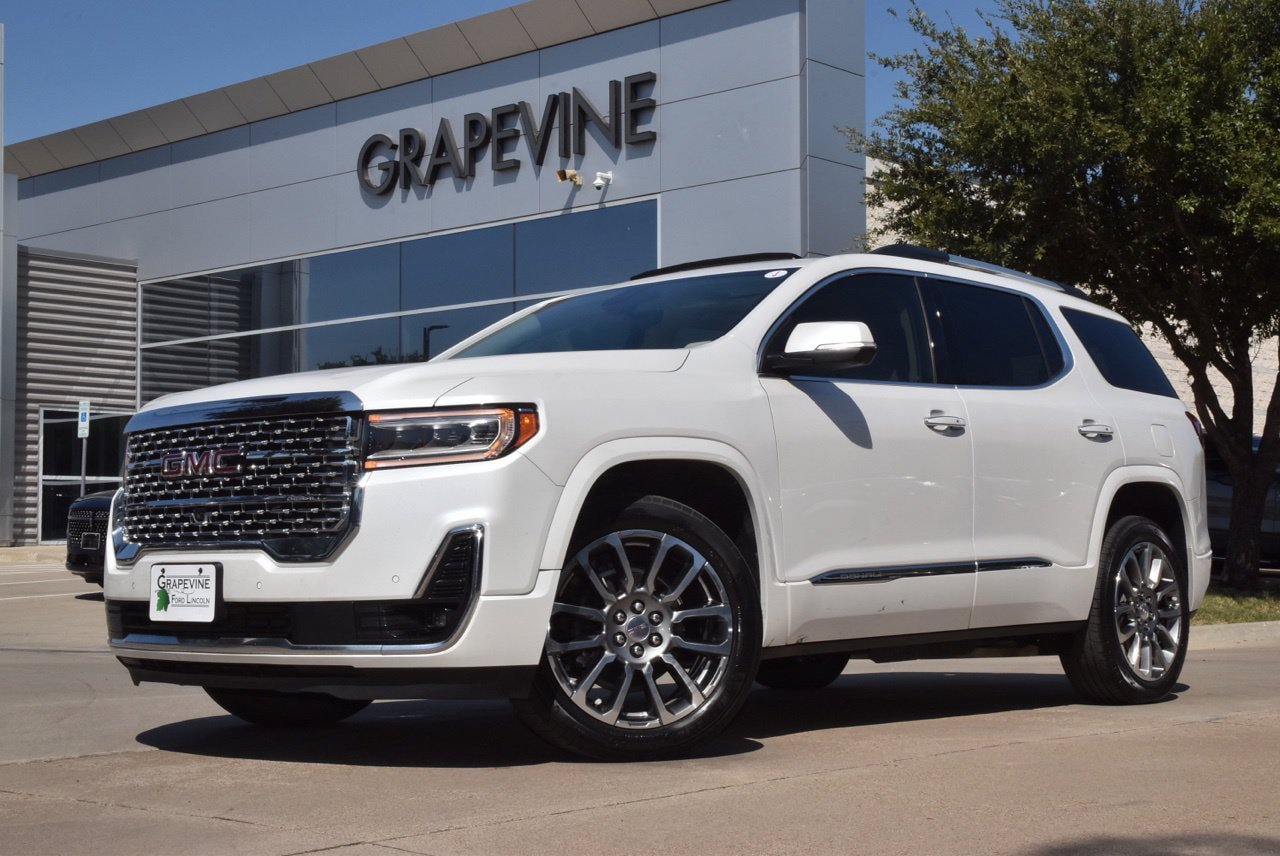 Used 2023 GMC Acadia Denali w/ Denali Ultimate Package FWD image 2
