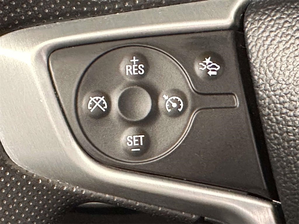 Used 2022 GMC Terrain SLE w/ Driver Convenience Package image 22