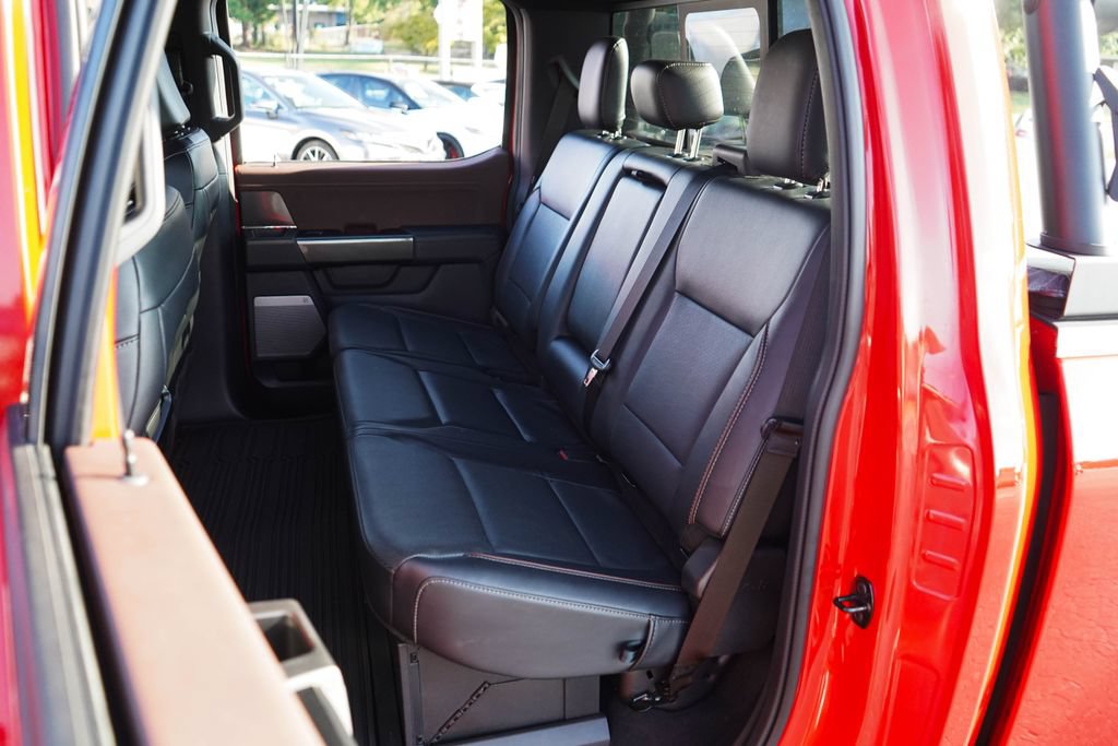 Used 2023 Ford F150 Lariat AWD/4WD image 8