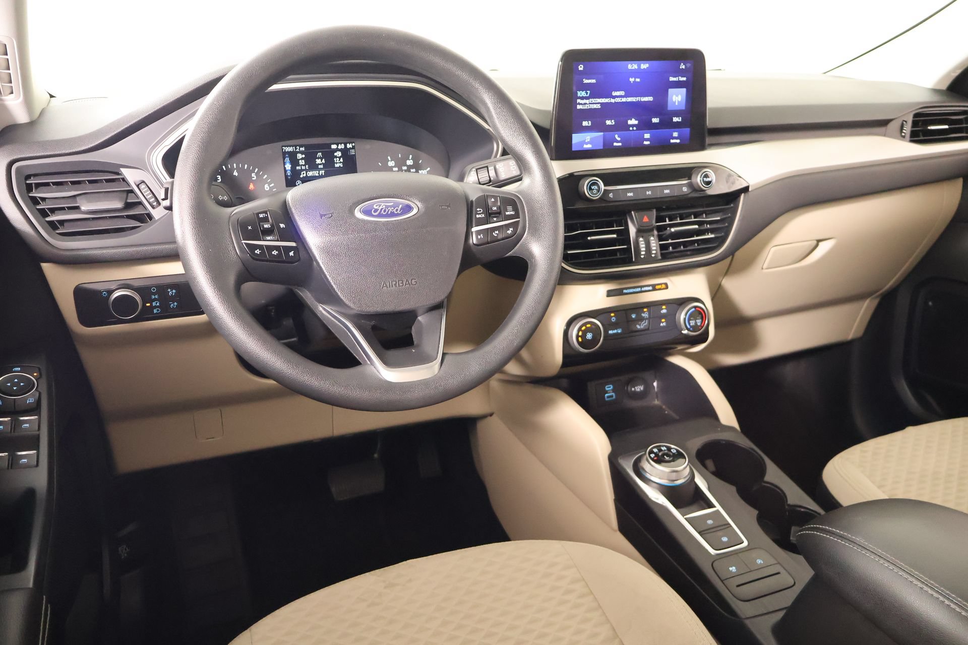 Used 2022 Ford Escape SE FWD image 2