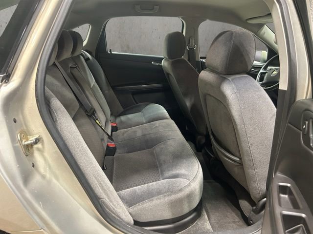 Used 2008 Chevrolet Impala LT FWD image 21