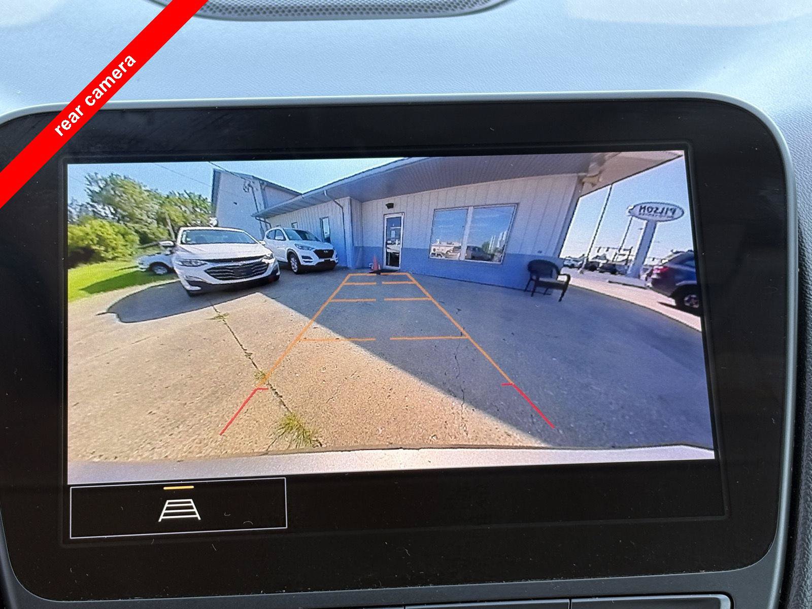 Used 2024 Chevrolet Malibu LT FWD image 6
