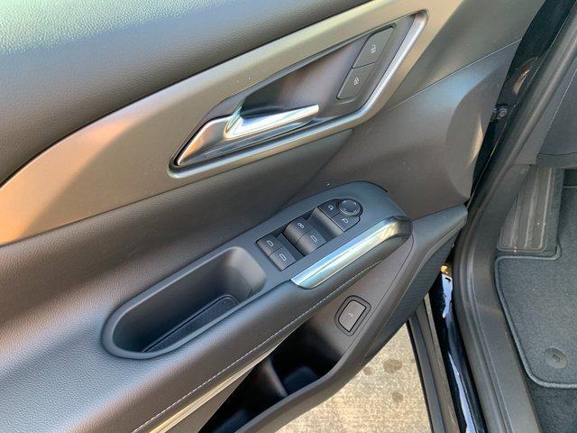 New 2026 Chevrolet Traverse LT w/ Sun and Wheel Package image 12