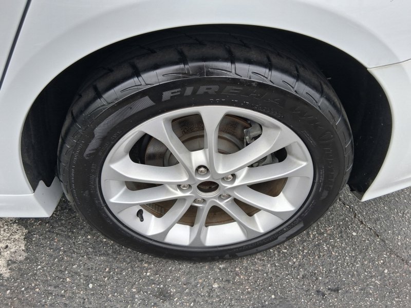 Used 2019 Ford Fusion SE FWD image 16