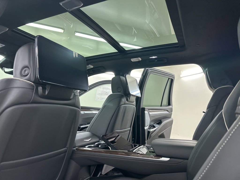 New 2026 Cadillac Escalade Platinum Sport image 30