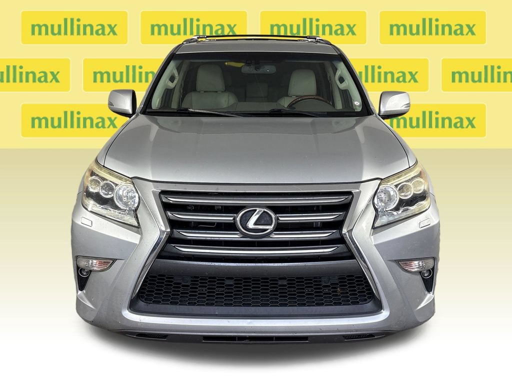 Used 2016 Lexus GX 460 w/ Premium Package AWD/4WD image 16