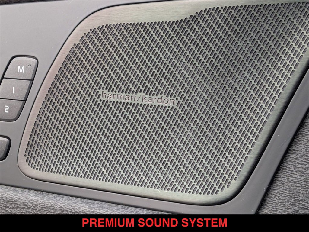 Used 2020 Volvo XC60 T5 Inscription image 24