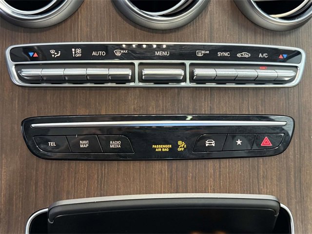 Used 2021 Mercedes-Benz GLC 300 4MATIC image 24