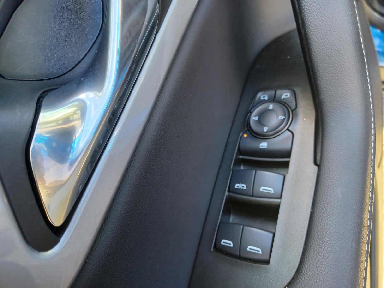 Used 2025 Chevrolet Blazer LT w/ Driver Confidence Package FWD image 18
