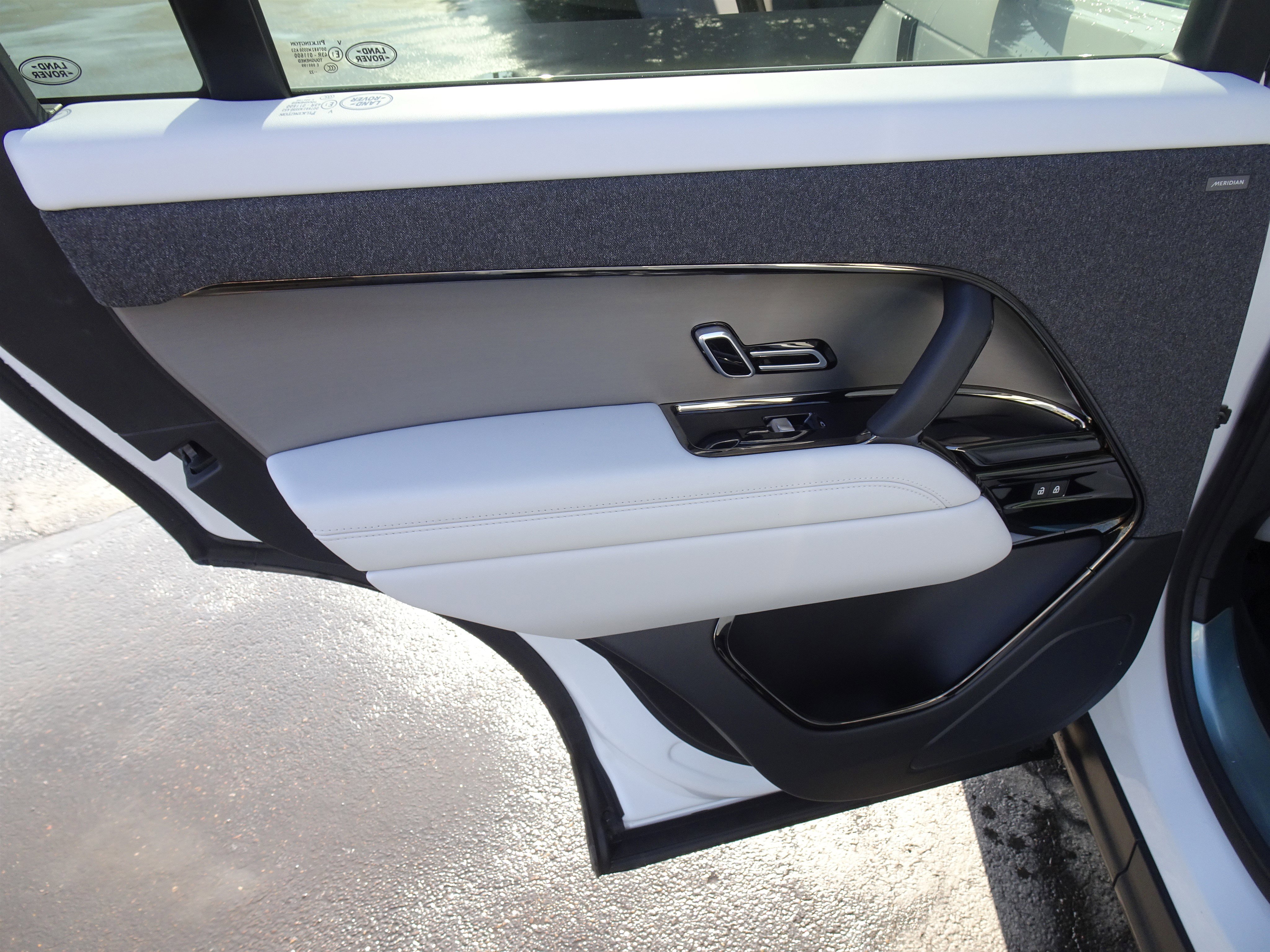 Certified 2023 Land Rover Range Rover Sport SE image 20