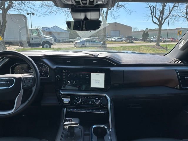 Used 2023 GMC Sierra 1500 Denali w/ Denali Reserve Package AWD/4WD image 29