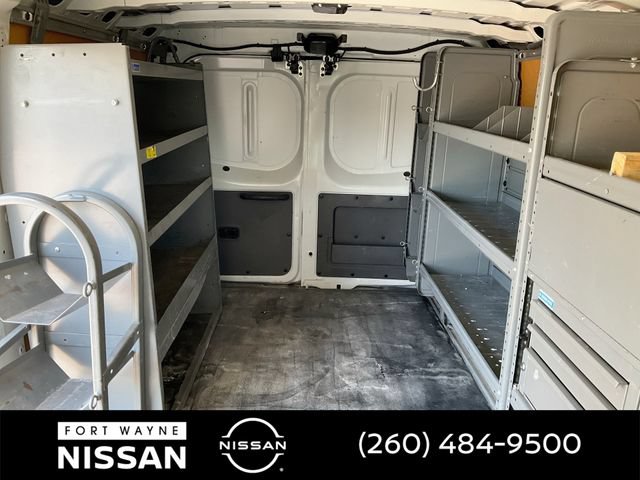 Used 2016 Nissan NV 2500 SV RWD image 29