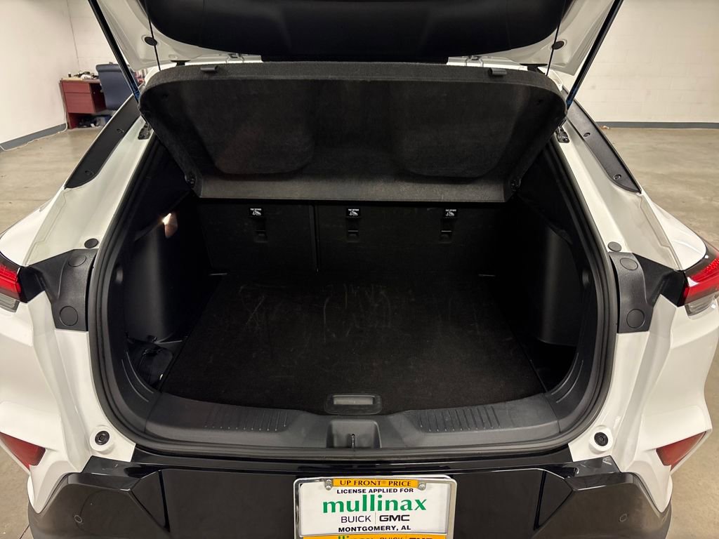 Used 2025 Buick Envista Sport Touring image 19