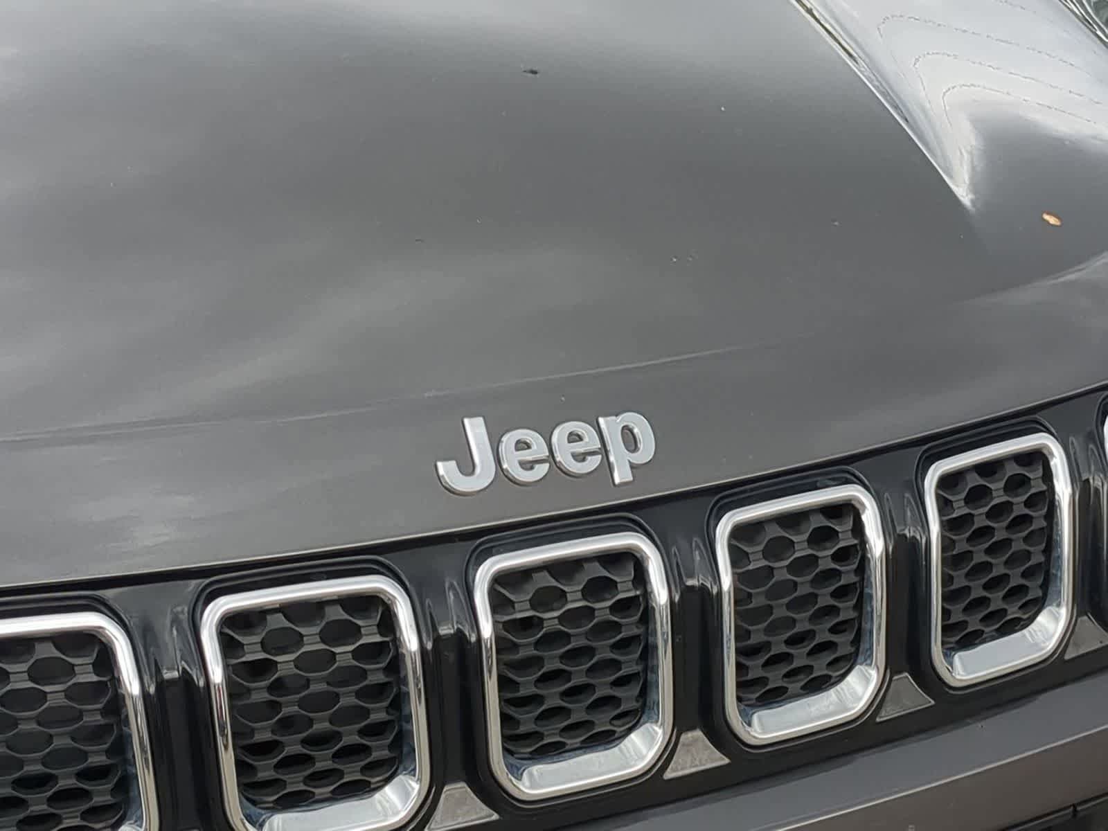 Used 2023 Jeep Compass Limited AWD/4WD image 12