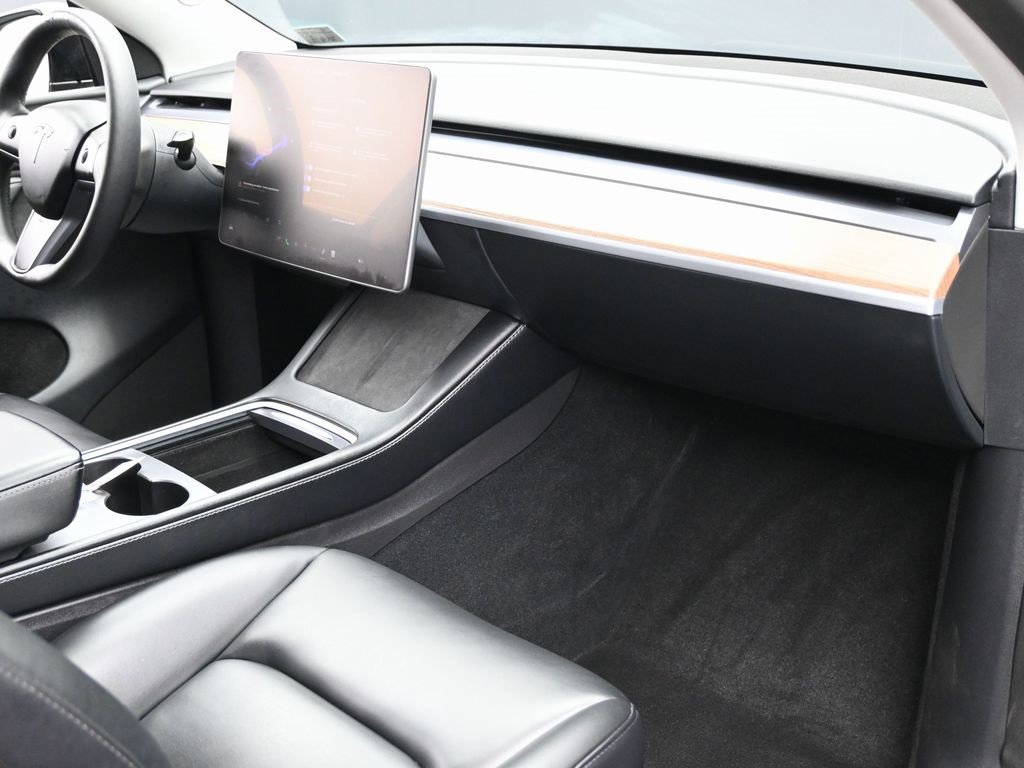 Used 2023 Tesla Model Y Long Range image 38
