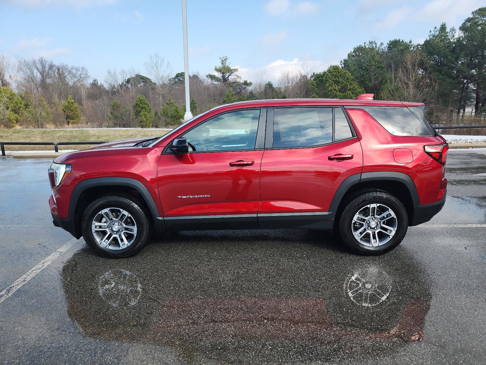 Certified 2025 GMC Terrain Elevation image 2