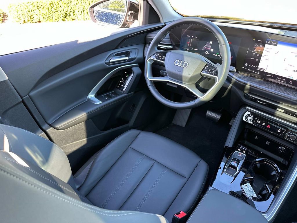 New 2025 Audi Q5 Premium image 29