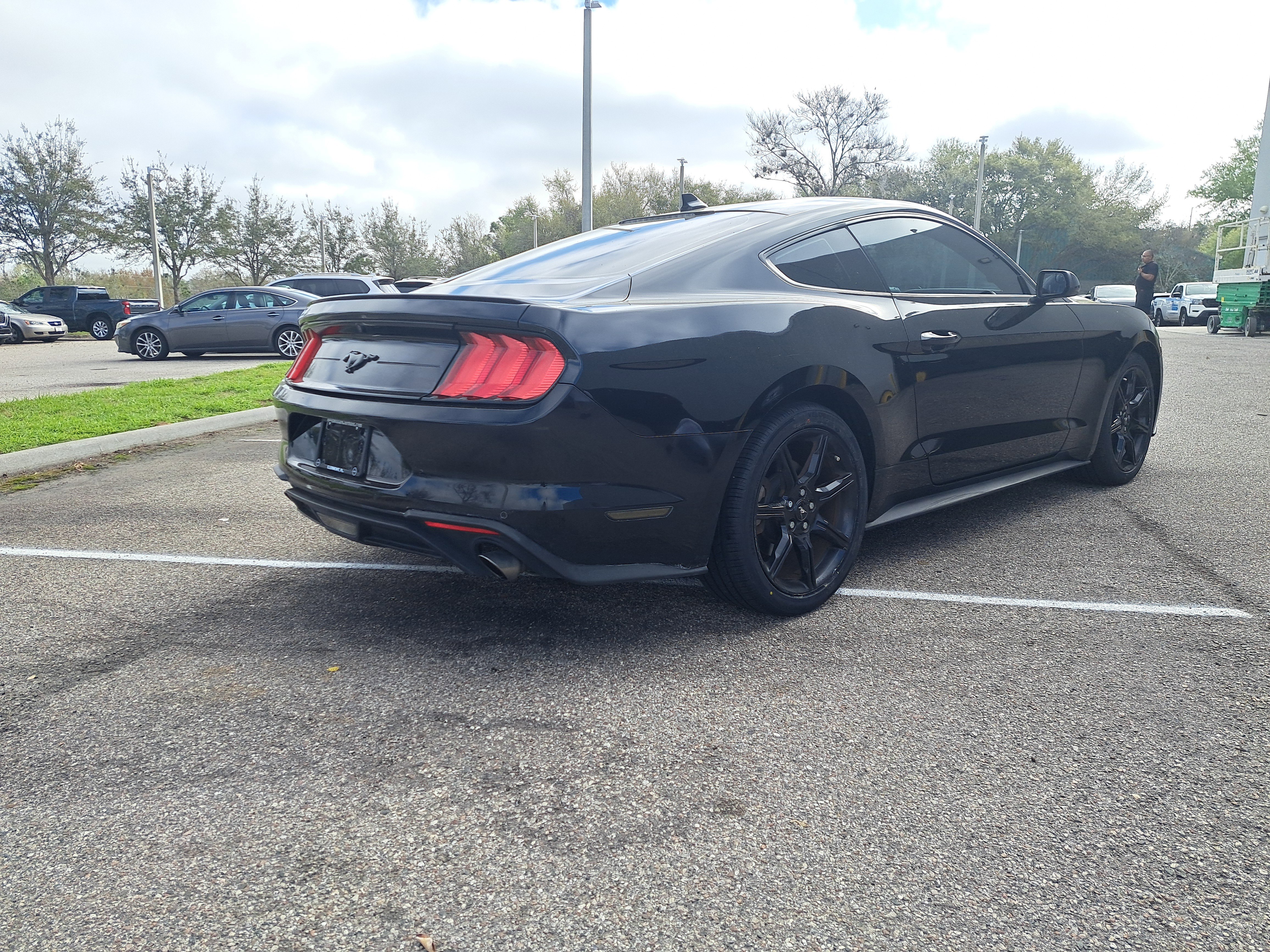 Used 2020 Ford Mustang EcoBoost w/ Equipment Group 101A image 6