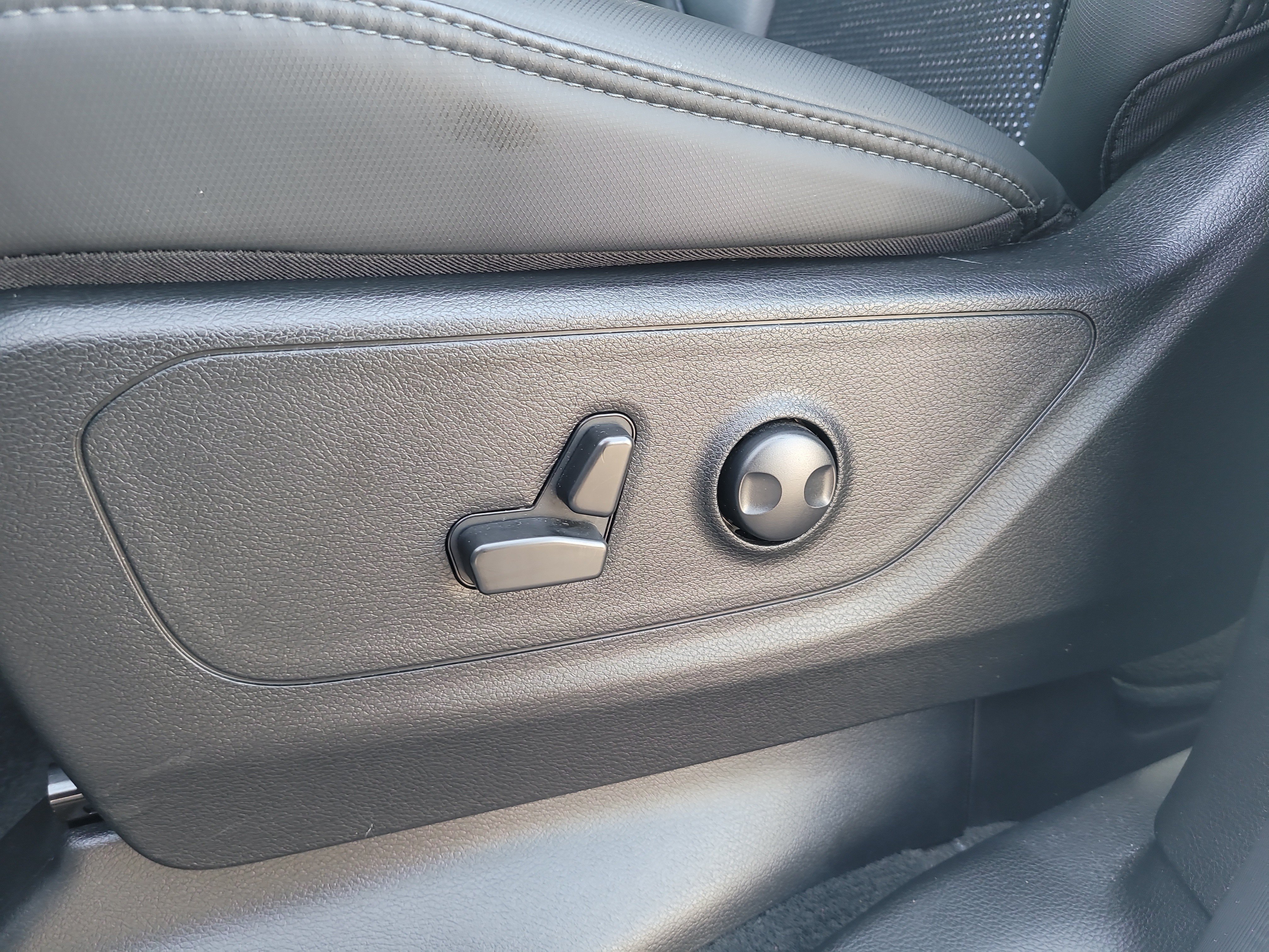 Used 2023 RAM 1500 Big Horn AWD/4WD image 19