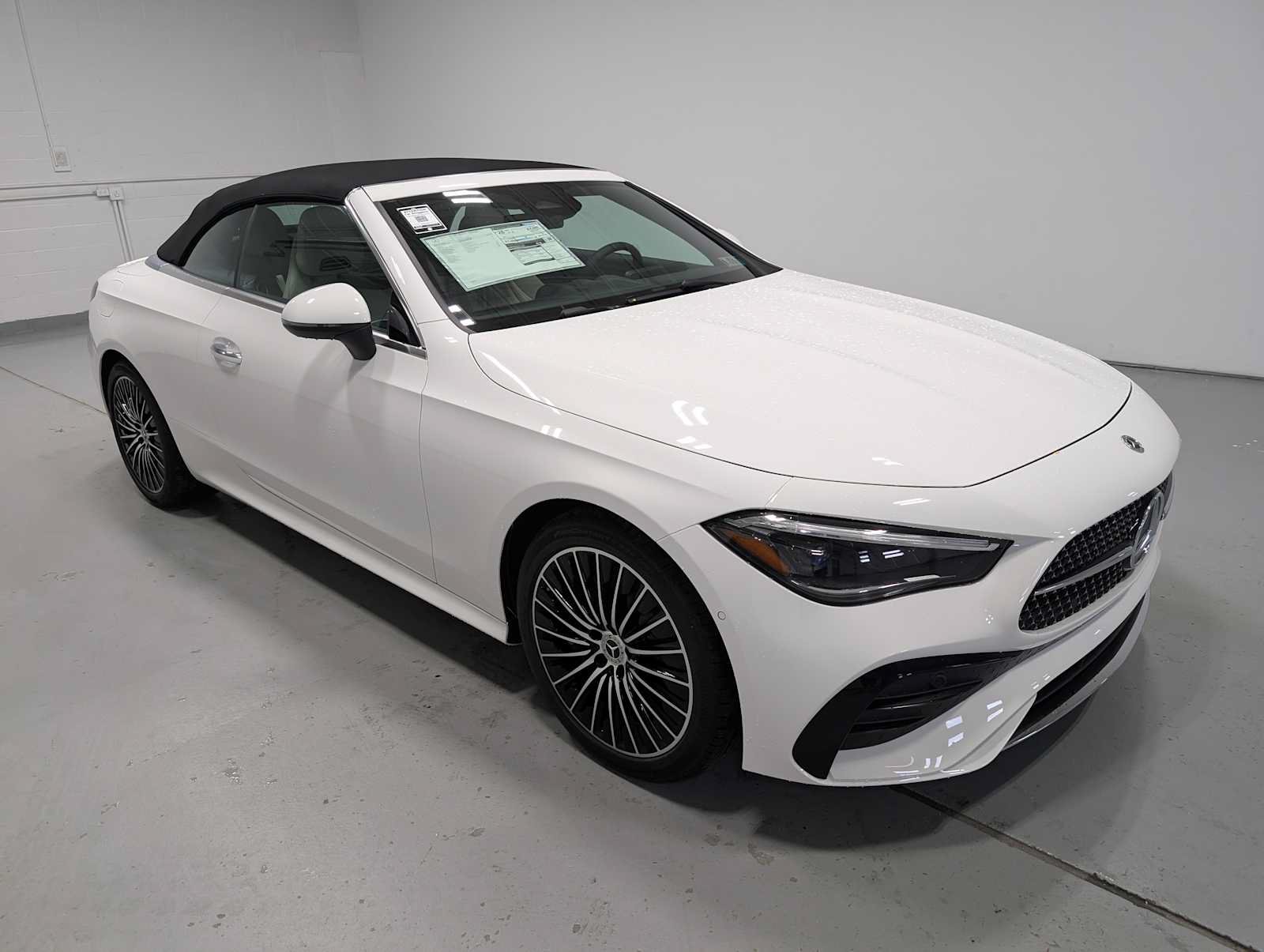 New 2026 Mercedes-Benz CLE 450 4MATIC Cabriolet image 6