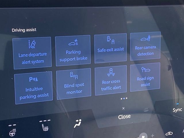 New 2026 Subaru Solterra AWD/4WD image 18